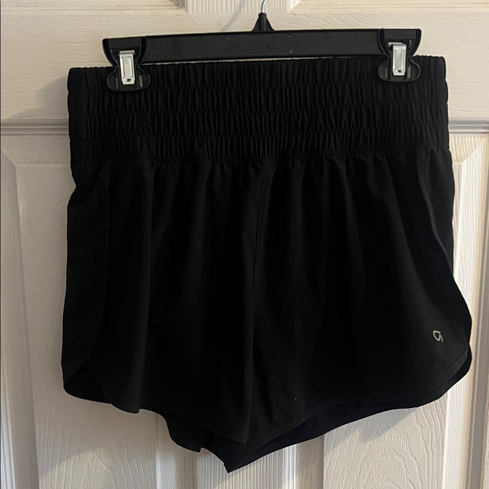 GAP Women's Black Athletic Shorts